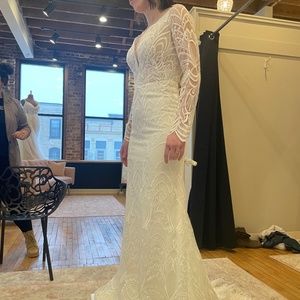 Essence of Australia D3010 Wedding dress